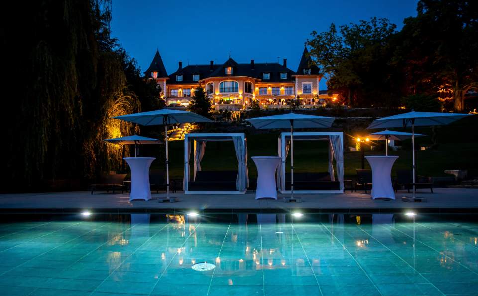 L'incomparable - Hôtel Spa Aix-les-Bains - Piscine 